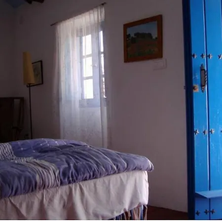 Puerta Azul
