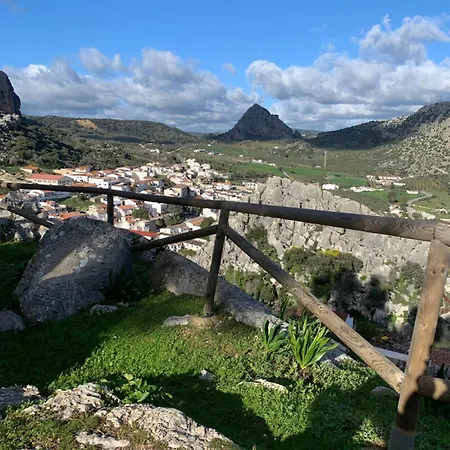 Puerta Azul